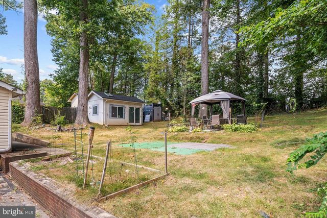 10212 STRATFORD AVE, Fairfax, VA 22030