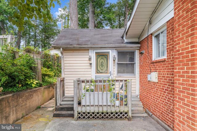 10212 STRATFORD AVE, Fairfax, VA 22030