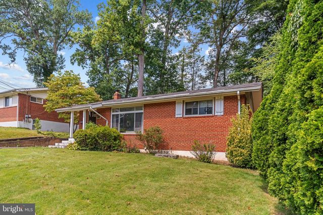 10212 STRATFORD AVE, Fairfax, VA 22030