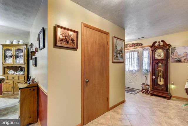 1201 UNIONTOWN RD, Westminster, MD 21158