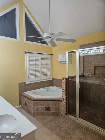 1568 Ridge Point Drive NW, Lawrenceville, GA 30043