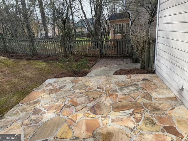1568 Ridge Point Drive NW, Lawrenceville, GA 30043