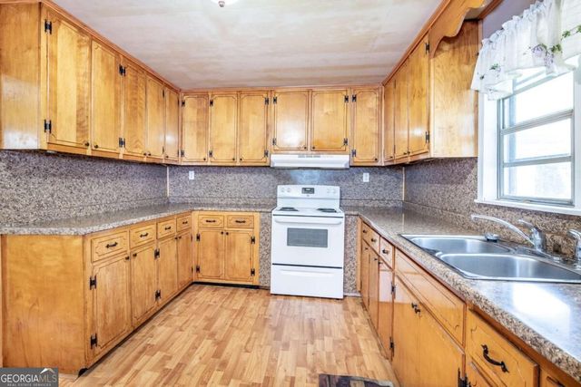 65 Lucille Avenue, Ellijay, GA 30540