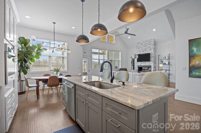 112 Meadow Breeze Road, Arden, NC 28704