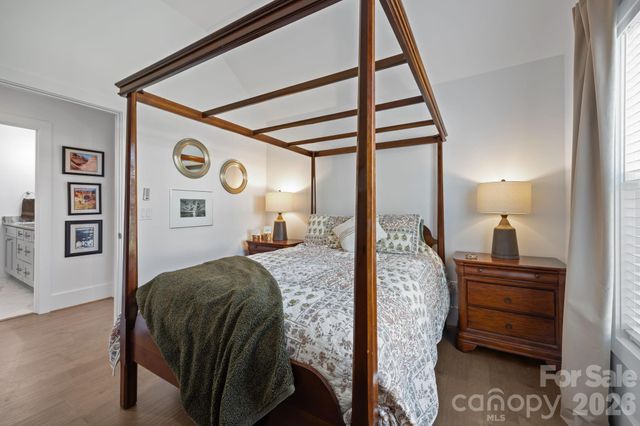 112 Meadow Breeze Road, Arden, NC 28704