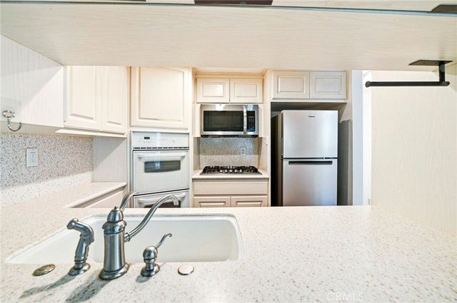 518 Blue Water, Fullerton, CA 92831