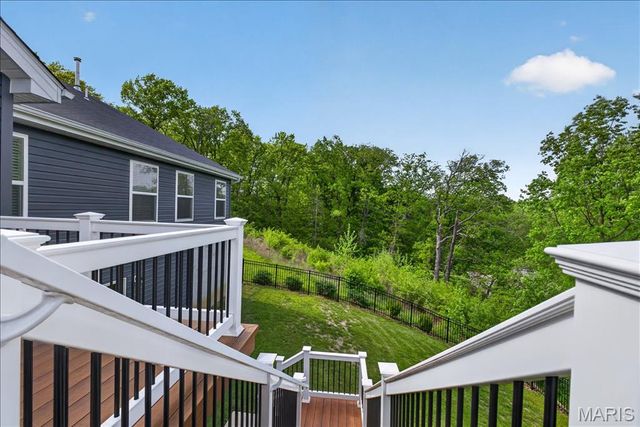 804 Cedar Bluff Way, Fenton, MO 63026