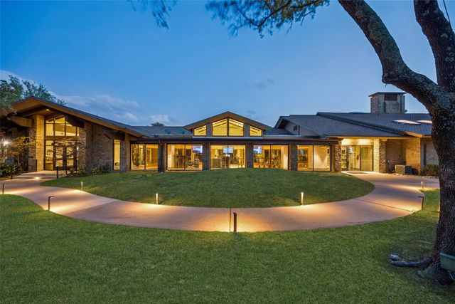 2700 Black Canyon Drive, Mckinney, TX 75072