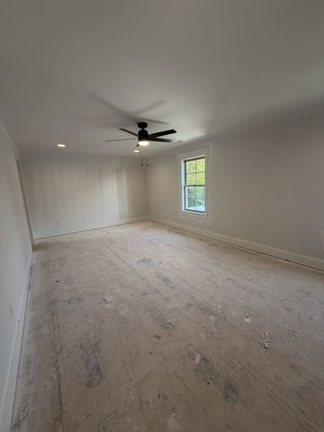 2629 Colleen Dr, Murfreesboro, TN 37128