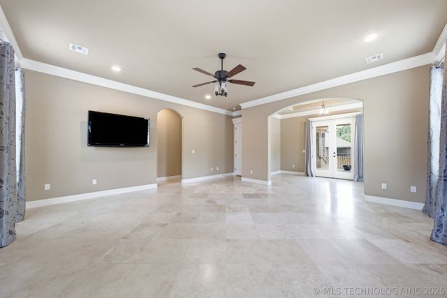 7213 E 111th Place S, Bixby, OK 74008