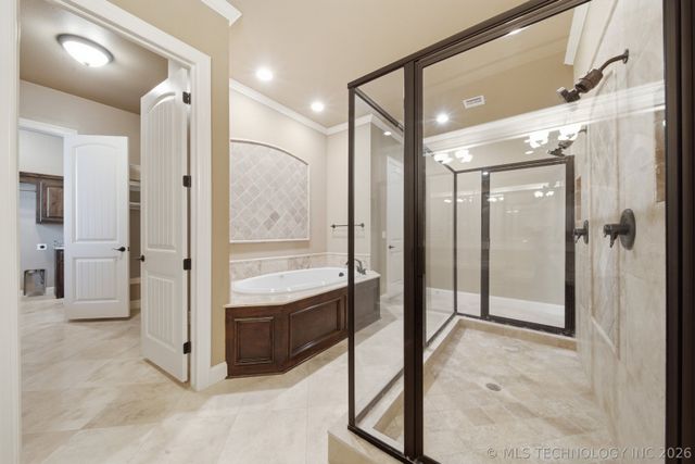 7213 E 111th Place S, Bixby, OK 74008