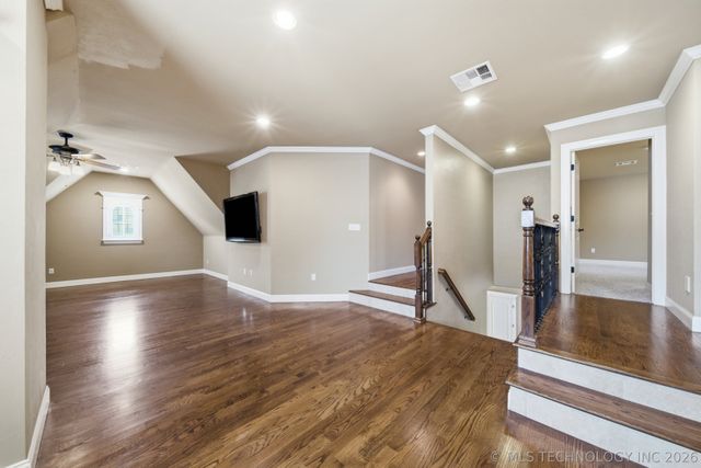 7213 E 111th Place S, Bixby, OK 74008