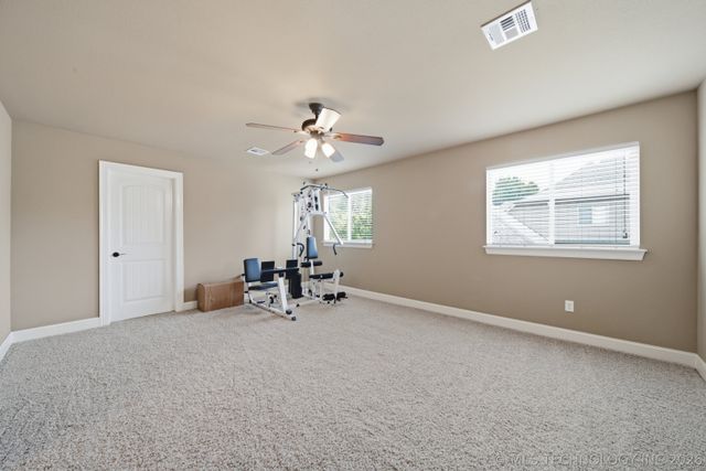 7213 E 111th Place S, Bixby, OK 74008