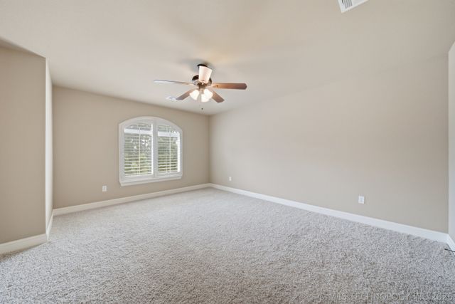 7213 E 111th Place S, Bixby, OK 74008