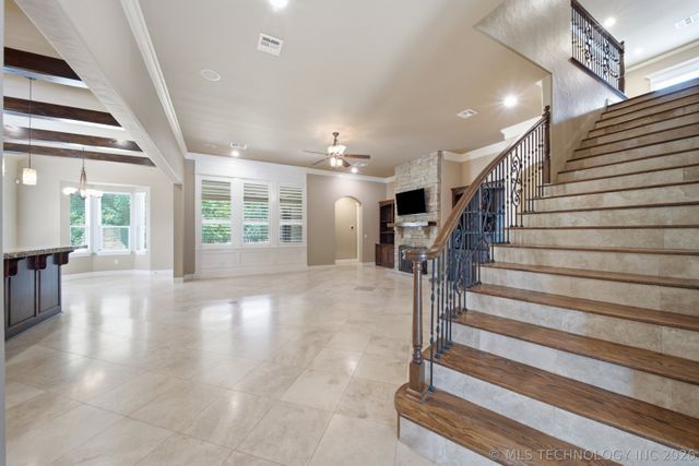 7213 E 111th Place S, Bixby, OK 74008