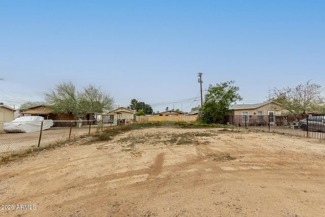 1712 S 3RD Street, Phoenix, AZ 85004