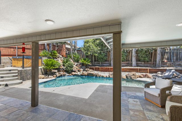6520 Getaway Ct, Orangevale, CA 95662