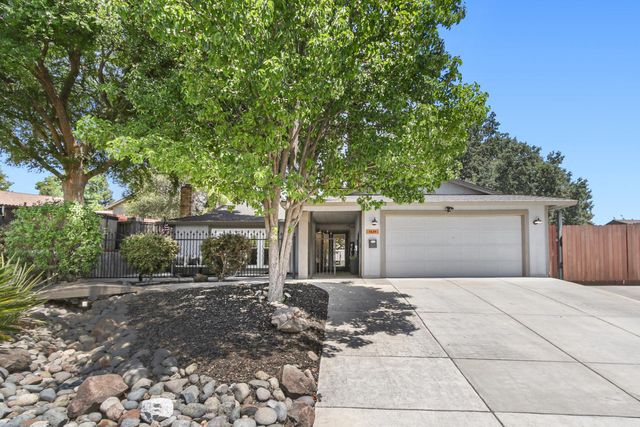 6520 Getaway Ct, Orangevale, CA 95662