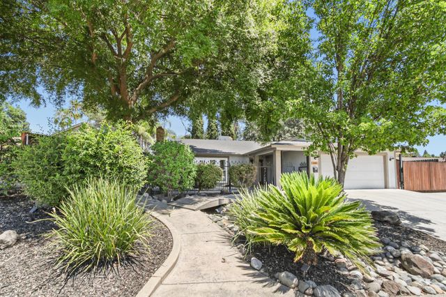 6520 Getaway Ct, Orangevale, CA 95662