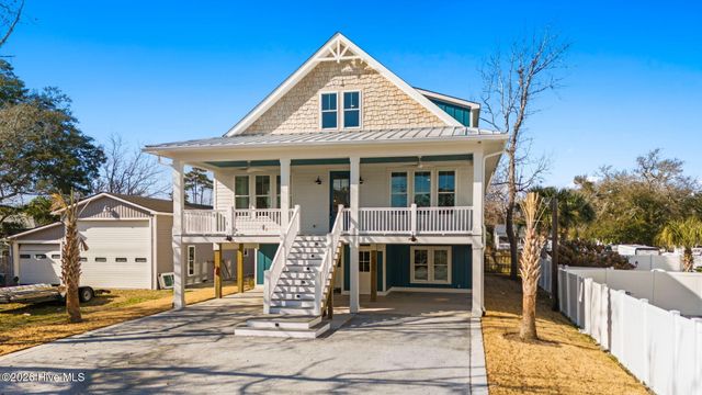 329 NE 61st Street, Oak Island, NC 28465