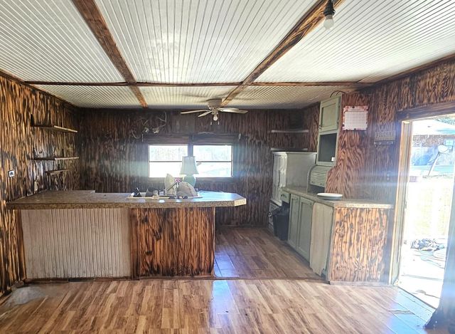 2580 County Road 4700, Silsbee, TX 77656