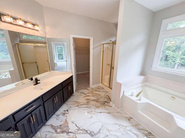 15 Navaho Lane, Sharpsburg, GA 30277