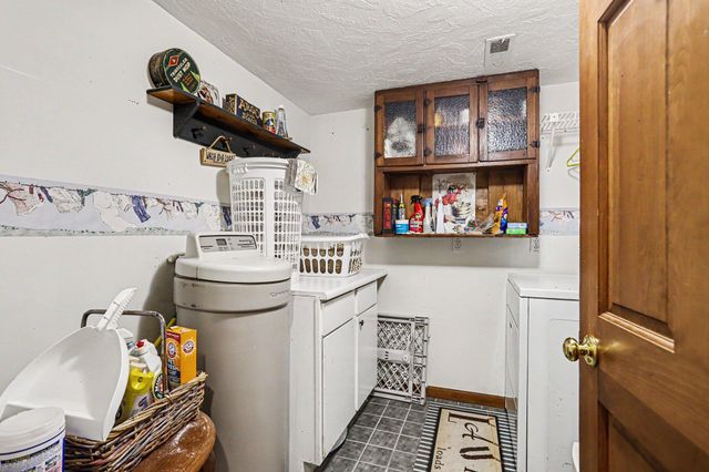 60641 Lennon Street, Sturgis, MI 49091