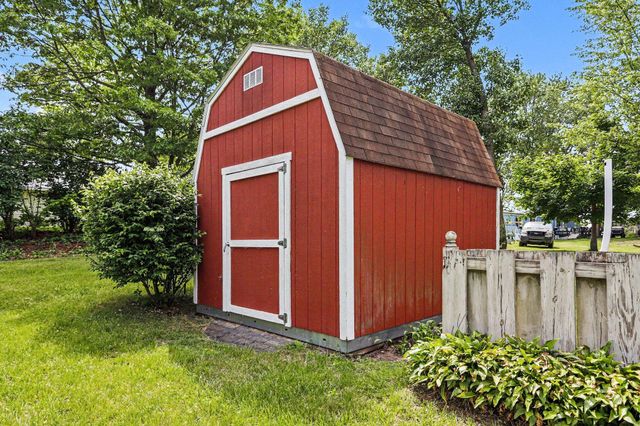 60641 Lennon Street, Sturgis, MI 49091