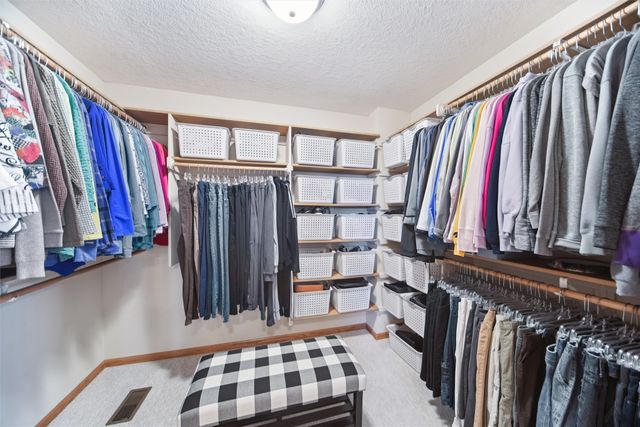 3104 SW Timberline Drive, Ankeny, IA 50023