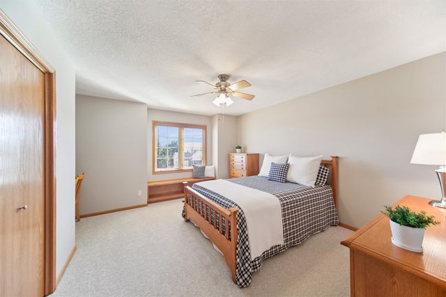 3104 SW Timberline Drive, Ankeny, IA 50023