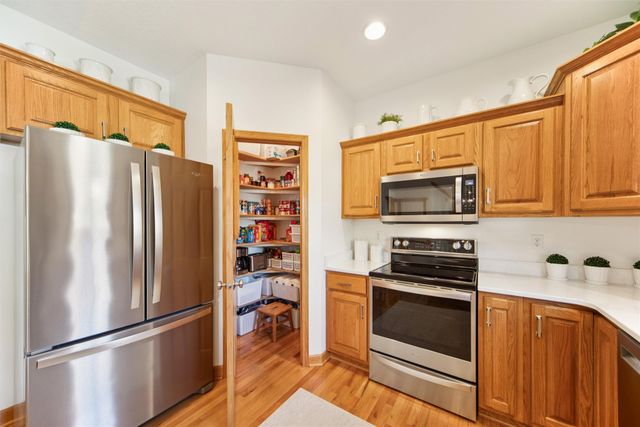 3104 SW Timberline Drive, Ankeny, IA 50023