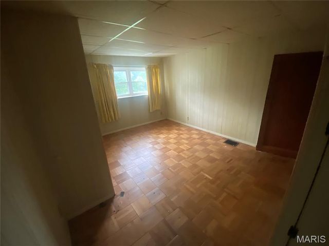 15000 Sinks Road, Florissant, MO 63034