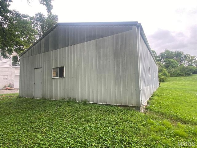 15000 Sinks Road, Florissant, MO 63034