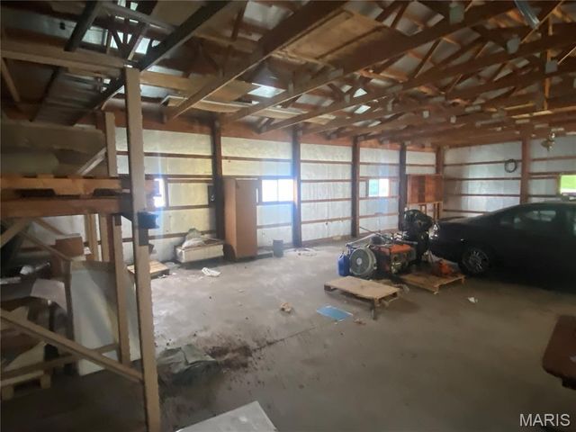 15000 Sinks Road, Florissant, MO 63034