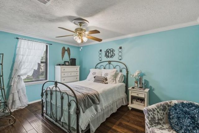 2311 Fir Grove Drive, Houston, TX 77339