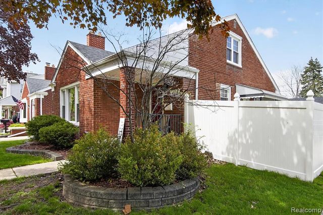 13212 Phelps Street, Southgate, MI 48195