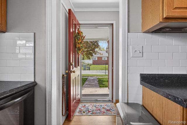 13212 Phelps Street, Southgate, MI 48195