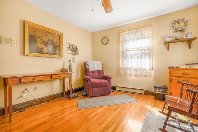 24 Sylvia St, Fairhaven, MA 02719