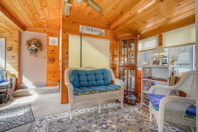 24 Sylvia St, Fairhaven, MA 02719