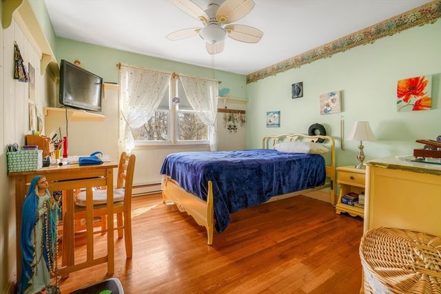 24 Sylvia St, Fairhaven, MA 02719