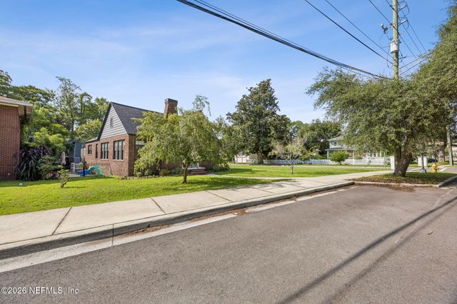 3870 ST JOHNS Avenue, Jacksonville, FL 32205