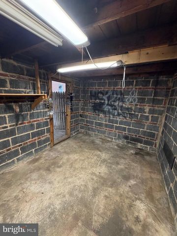 2532 LIBERTY PKWY, Baltimore, MD 21222