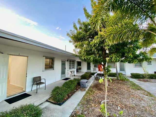 1607 Holly Street 1, Lantana, FL 33462