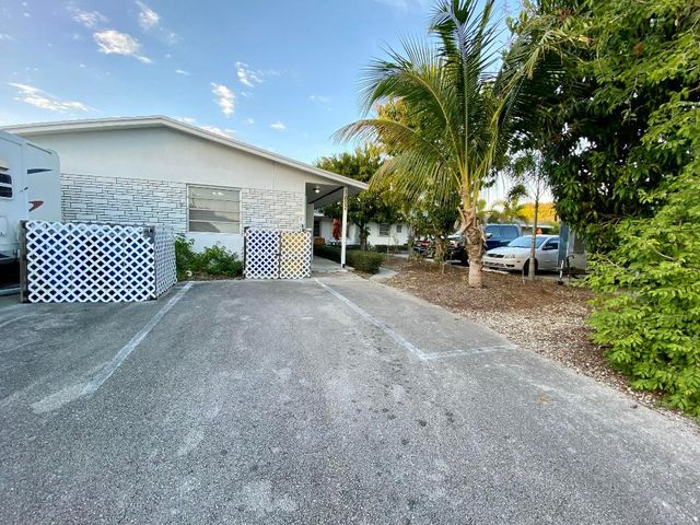 1607 Holly Street 1, Lantana, FL 33462