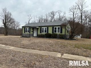 113 Saint Clair Drive, Marquette Heights, IL 61554