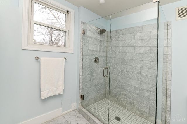 2832 Linwood Avenue, Cincinnati, OH 45208