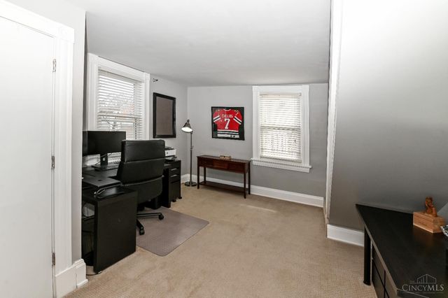 2832 Linwood Avenue, Cincinnati, OH 45208