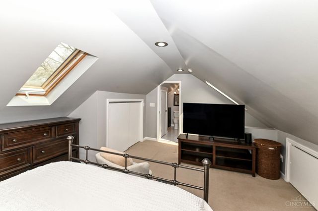 2832 Linwood Avenue, Cincinnati, OH 45208