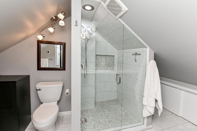 2832 Linwood Avenue, Cincinnati, OH 45208