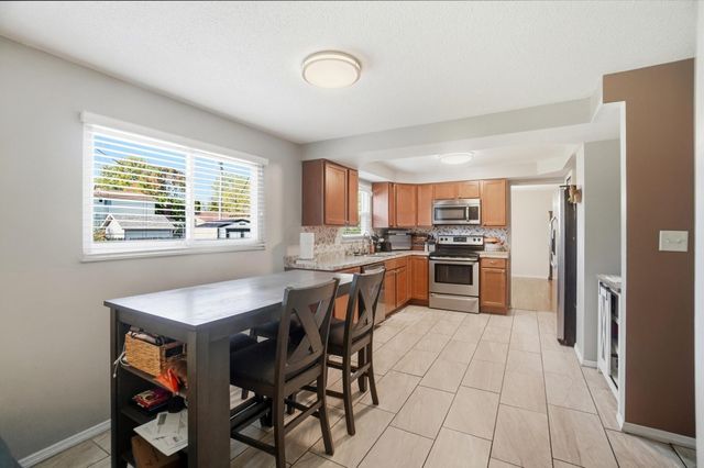 4849 Heatherton Drive, Columbus, OH 43229